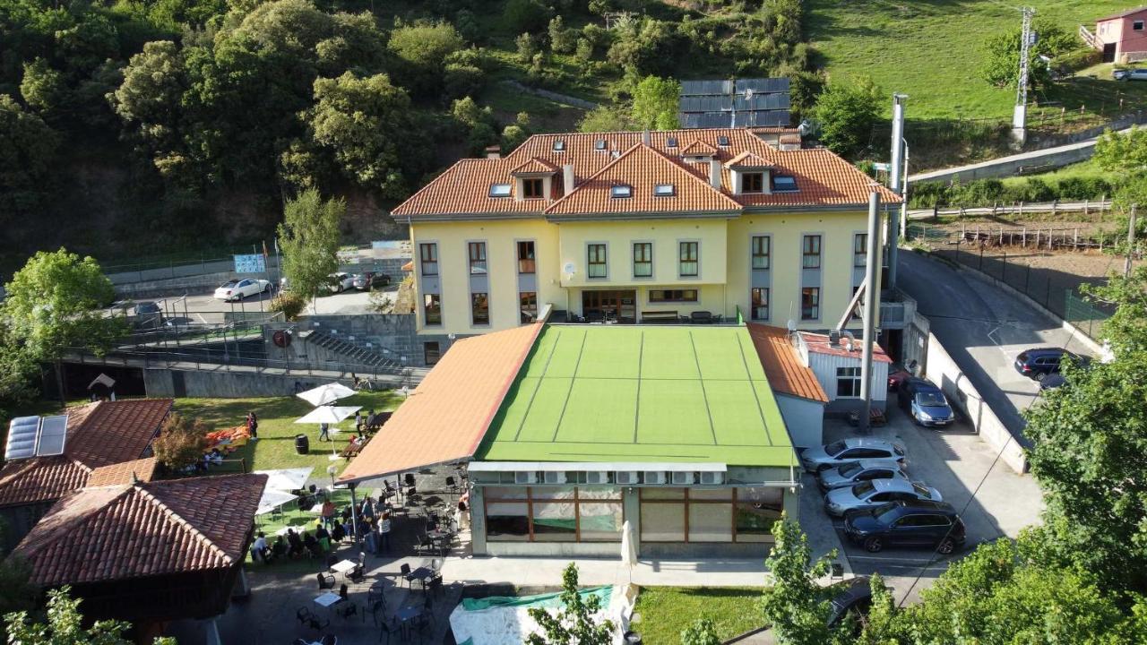 Hotel Santa Cristina Pola de Lena Exterior foto