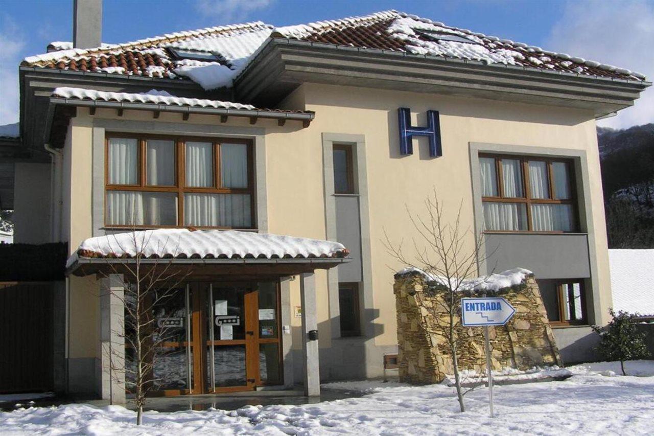 Hotel Santa Cristina Pola de Lena Exterior foto