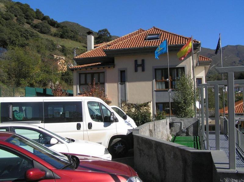 Hotel Santa Cristina Pola de Lena Exterior foto